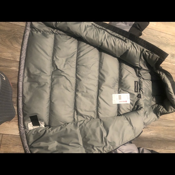 Marmot Guides Down Hoody Jacket Men’s Small 250$$. - Picture 8 of 8